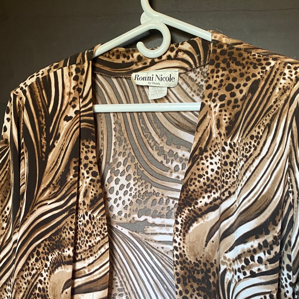 Abstract Cheetah/Zebra Patterned Cardigan - Picture 14 of 16